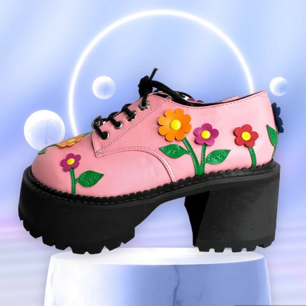 Delia’s Platform Shoes Pink Floral Flower Chunky Lace Up Size 5 Faux Leather